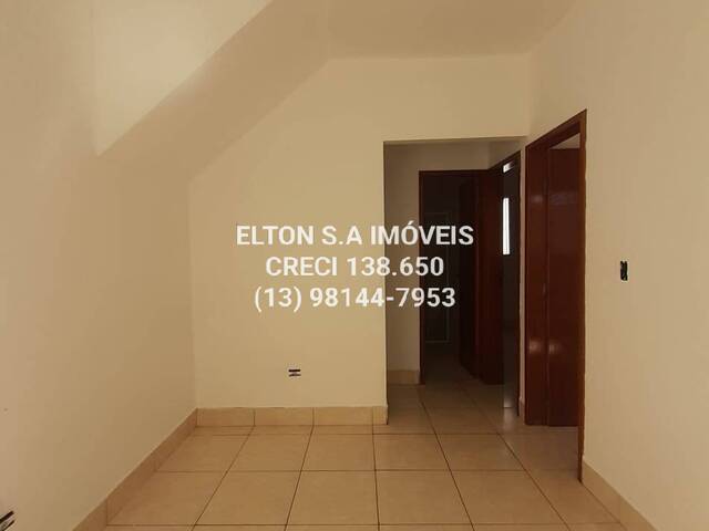 #2016 - Casa para Venda em Praia Grande - SP