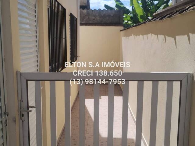 #2016 - Casa para Venda em Praia Grande - SP