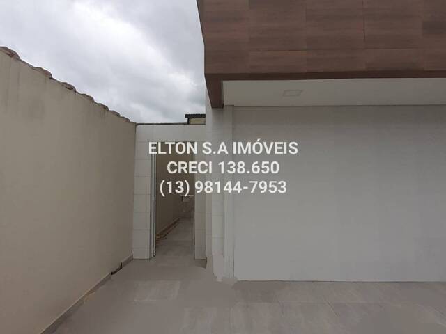 #2009 - Casa para Venda em Praia Grande - SP