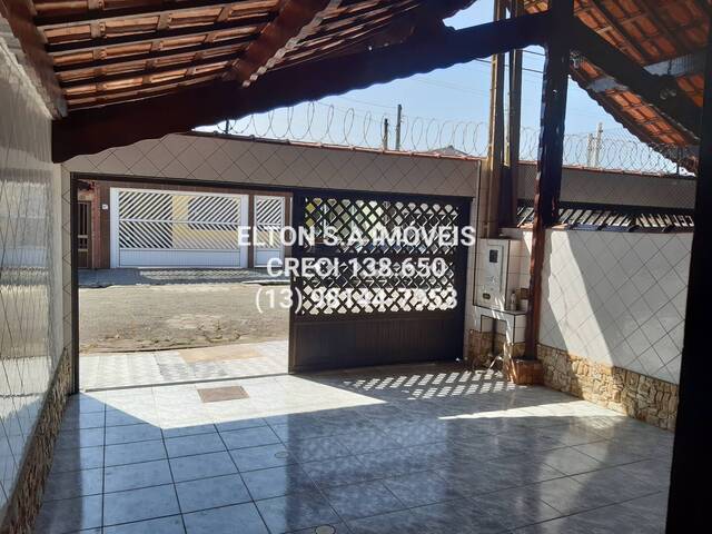 #1657 - Casa para Venda em Praia Grande - SP