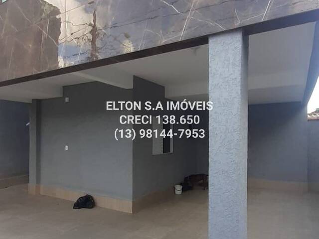 #2032 - Casa para Venda em Praia Grande - SP