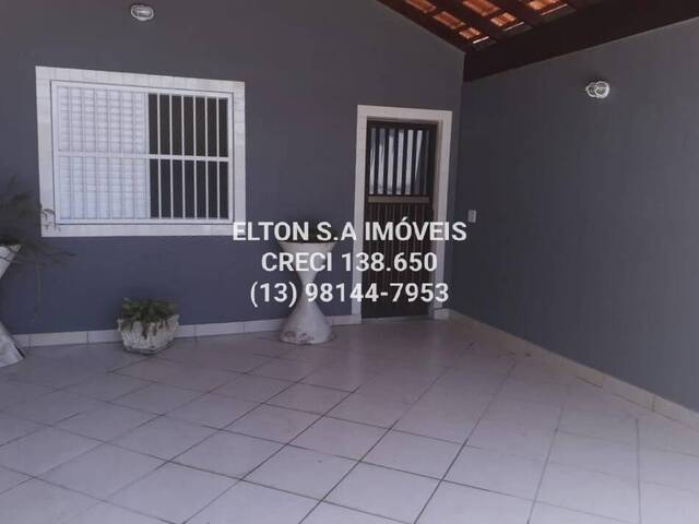 #2040 - Casa para Venda em Praia Grande - SP