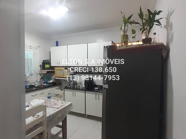 #2050 - Casa para Venda em São Vicente - SP